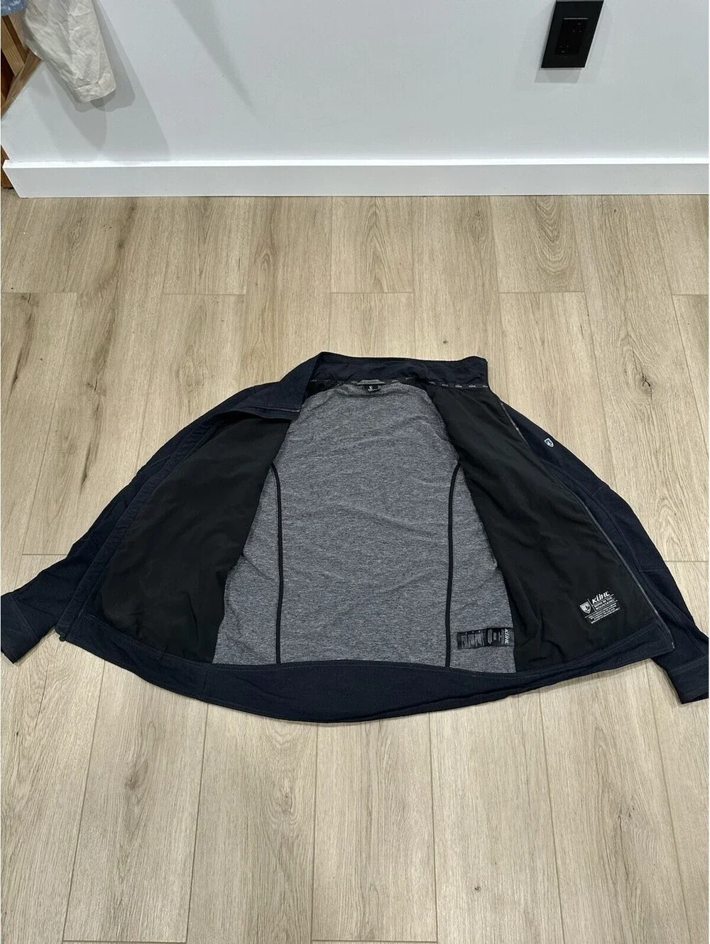 Kuhl Jacket Mens Large Softshell Performance Full Zip Outdoor 1067 19F